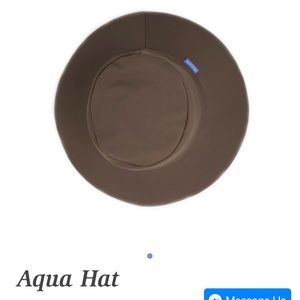 Aqua hat by Wallaroo